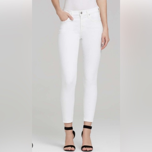 Citizen Of Humanity rocket crop high rise skinny jeans in white - Picture 1 of 6